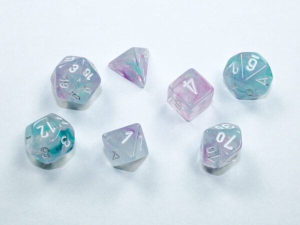 Chessex: Nebula Mini-hedral Wisteria/White 7-Die set